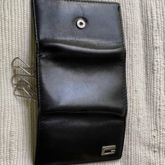 Gucci six key holder. Offers welcome!! - Picture 4 of 6